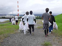 GOMI070316.JPG - 15,895BYTES